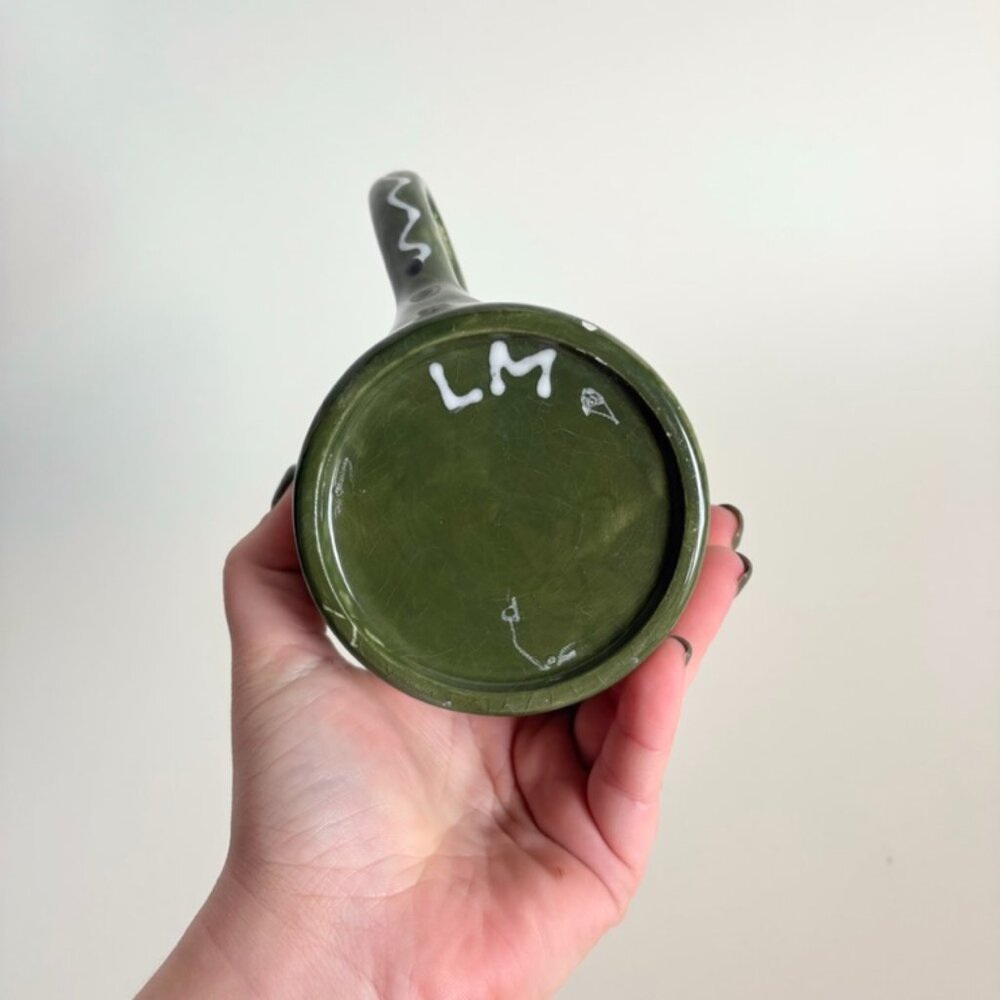 Handmade Green Ceramic Mug with Hand-Painted Scribbles and Lines - Picture 4 of 4